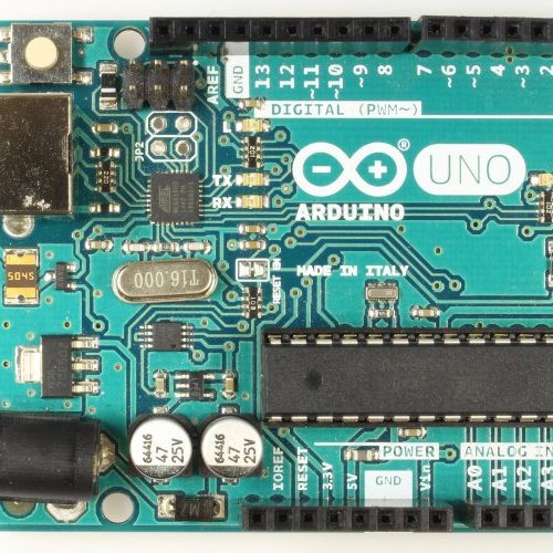 EXPLORER LE MONDE D’ARDUINO