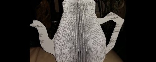 UN LIVRE DANS MA THÉIÈRE